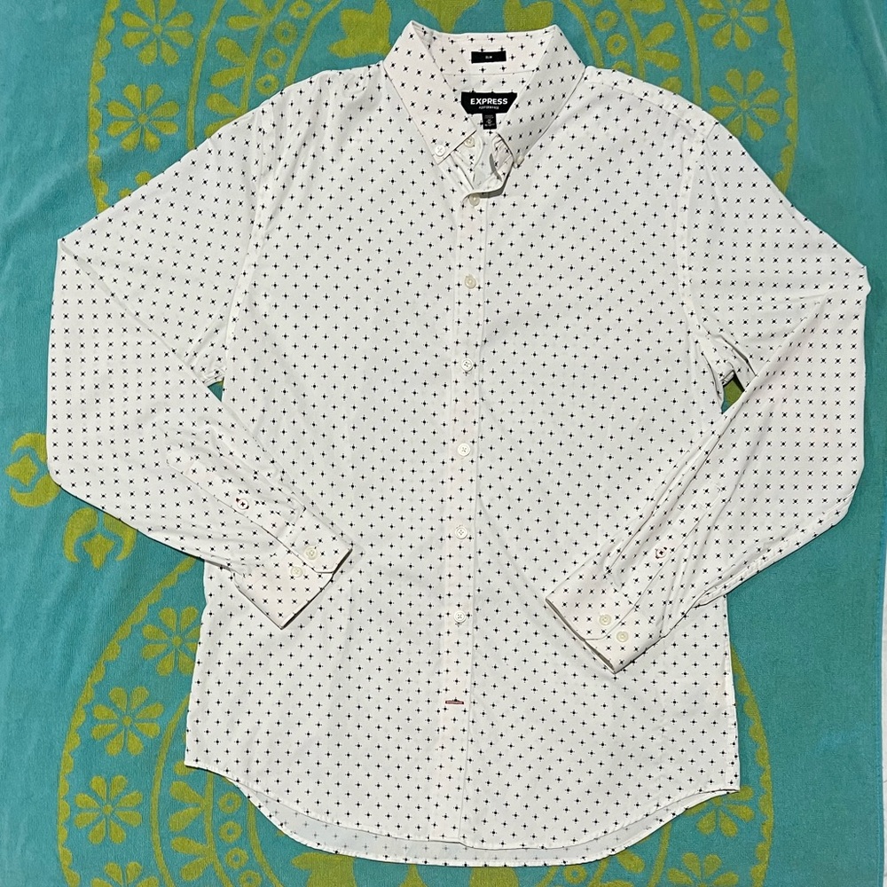 Express Slim Fit Button Up Shirt • Size Medium